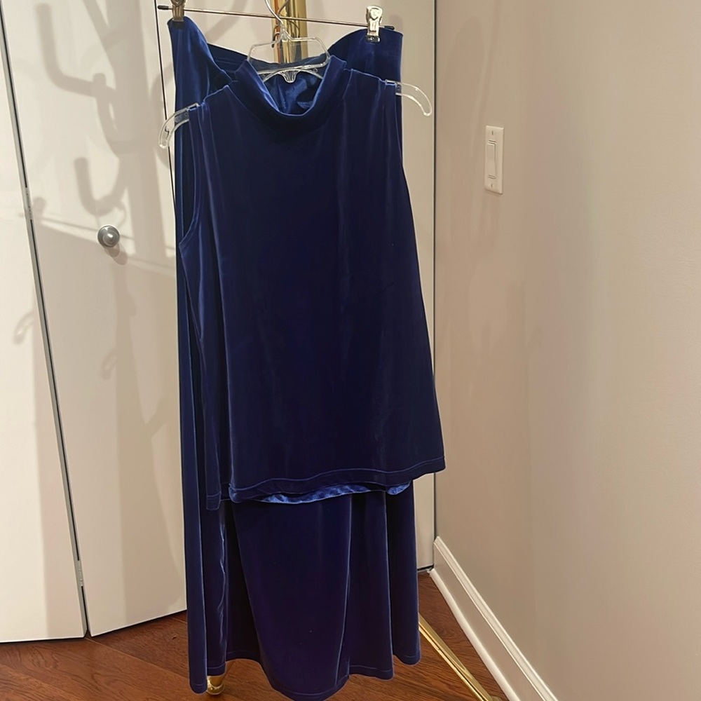 Gantos velvet  skirt set size M/L